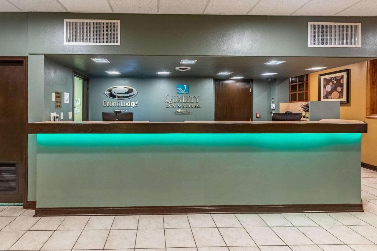 Econo Lodge Albert Lea Dış mekan fotoğraf